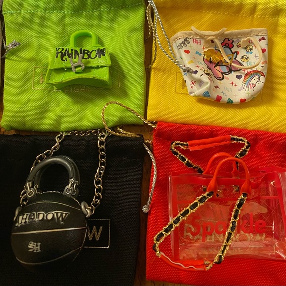 COPY - Rainbow high bag accessories - Picture 3 of 6